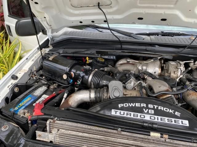 2008 Oxford White /Camel Ford Super Duty F-350 POWER STROKE TURBO DIESEL XL (1FTSF30R88E) with an 6.4L OHV V8 Turbo-Diesel Power Stroke Engine engine, Automatic transmission, located at 4701 North Dixie Hwy, Pompano Beach, FL, 33064, (954) 422-2889, 26.240938, -80.123474 - OUR WEBPAGE FLORIDACARS1.COM HAS OVER 100 PHOTOS AND FREE CARFAX LINK 2008 Ford F-350 Super Duty XL Turbo Diesel Pickup 6.4L V8 F Diesel Rear Wheel Drive Features ABS Brakes AM/FM Stereo Automatic Transmission Bed Liner Long Bed A/C Running Boards Turbo Diesel Engine Vinyl Seats 2008 Ford Super Duty- Photo#24