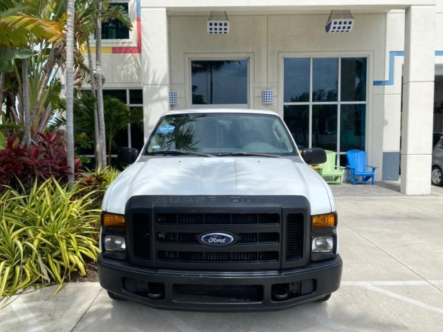 2008 Oxford White /Camel Ford Super Duty F-350 POWER STROKE TURBO DIESEL XL (1FTSF30R88E) with an 6.4L OHV V8 Turbo-Diesel Power Stroke Engine engine, Automatic transmission, located at 4701 North Dixie Hwy, Pompano Beach, FL, 33064, (954) 422-2889, 26.240938, -80.123474 - OUR WEBPAGE FLORIDACARS1.COM HAS OVER 100 PHOTOS AND FREE CARFAX LINK 2008 Ford F-350 Super Duty XL Turbo Diesel Pickup 6.4L V8 F Diesel Rear Wheel Drive Features ABS Brakes AM/FM Stereo Automatic Transmission Bed Liner Long Bed A/C Running Boards Turbo Diesel Engine Vinyl Seats 2008 Ford Super Duty- Photo#26