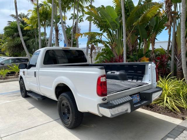 2008 Oxford White /Camel Ford Super Duty F-350 POWER STROKE TURBO DIESEL XL (1FTSF30R88E) with an 6.4L OHV V8 Turbo-Diesel Power Stroke Engine engine, Automatic transmission, located at 4701 North Dixie Hwy, Pompano Beach, FL, 33064, (954) 422-2889, 26.240938, -80.123474 - OUR WEBPAGE FLORIDACARS1.COM HAS OVER 100 PHOTOS AND FREE CARFAX LINK 2008 Ford F-350 Super Duty XL Turbo Diesel Pickup 6.4L V8 F Diesel Rear Wheel Drive Features ABS Brakes AM/FM Stereo Automatic Transmission Bed Liner Long Bed A/C Running Boards Turbo Diesel Engine Vinyl Seats 2008 Ford Super Duty- Photo#32