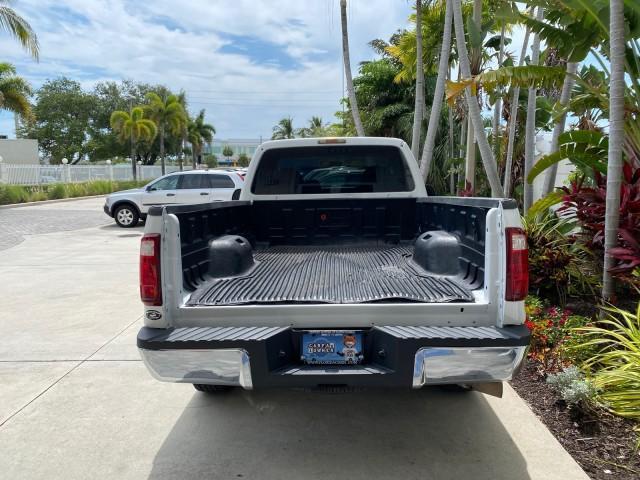 2008 Oxford White /Camel Ford Super Duty F-350 POWER STROKE TURBO DIESEL XL (1FTSF30R88E) with an 6.4L OHV V8 Turbo-Diesel Power Stroke Engine engine, Automatic transmission, located at 4701 North Dixie Hwy, Pompano Beach, FL, 33064, (954) 422-2889, 26.240938, -80.123474 - OUR WEBPAGE FLORIDACARS1.COM HAS OVER 100 PHOTOS AND FREE CARFAX LINK 2008 Ford F-350 Super Duty XL Turbo Diesel Pickup 6.4L V8 F Diesel Rear Wheel Drive Features ABS Brakes AM/FM Stereo Automatic Transmission Bed Liner Long Bed A/C Running Boards Turbo Diesel Engine Vinyl Seats 2008 Ford Super Duty- Photo#34