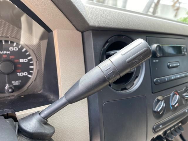 2008 Oxford White /Camel Ford Super Duty F-350 POWER STROKE TURBO DIESEL XL (1FTSF30R88E) with an 6.4L OHV V8 Turbo-Diesel Power Stroke Engine engine, Automatic transmission, located at 4701 North Dixie Hwy, Pompano Beach, FL, 33064, (954) 422-2889, 26.240938, -80.123474 - OUR WEBPAGE FLORIDACARS1.COM HAS OVER 100 PHOTOS AND FREE CARFAX LINK 2008 Ford F-350 Super Duty XL Turbo Diesel Pickup 6.4L V8 F Diesel Rear Wheel Drive Features ABS Brakes AM/FM Stereo Automatic Transmission Bed Liner Long Bed A/C Running Boards Turbo Diesel Engine Vinyl Seats 2008 Ford Super Duty- Photo#52