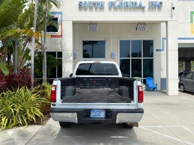 2008 Oxford White /Camel Ford Super Duty F-350 POWER STROKE TURBO DIESEL XL (1FTSF30R88E) with an 6.4L OHV V8 Turbo-Diesel Power Stroke Engine engine, Automatic transmission, located at 4701 North Dixie Hwy, Pompano Beach, FL, 33064, (954) 422-2889, 26.240938, -80.123474 - OUR WEBPAGE FLORIDACARS1.COM HAS OVER 100 PHOTOS AND FREE CARFAX LINK 2008 Ford F-350 Super Duty XL Turbo Diesel Pickup 6.4L V8 F Diesel Rear Wheel Drive Features ABS Brakes AM/FM Stereo Automatic Transmission Bed Liner Long Bed A/C Running Boards Turbo Diesel Engine Vinyl Seats 2008 Ford Super Duty- Photo#97