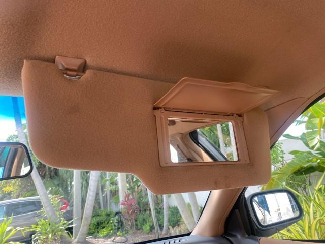 1995 White /Tan Ford Crown Victoria LOW MILES 43,331 (2FALP73W4SX) with an 4.6L 8-Cyl Engine engine, Automatic transmission, located at 4701 North Dixie Hwy, Pompano Beach, FL, 33064, (954) 422-2889, 26.240938, -80.123474 - OUR WEBPAGE FLORIDACARS1.COM HAS OVER 100 PHOTOS AND FREE CARFAX LINK 1995 Ford Crown Victoria Sedan 4 DR 4.6L V8 F SOHC 16V Gasoline Rear Wheel Drive Features Air Conditioning AM/FM Stereo Automatic Transmission Cassette Player Cloth Seats Cruise Control Power Locks Power Seat(s) Power Windows Rear- Photo#67