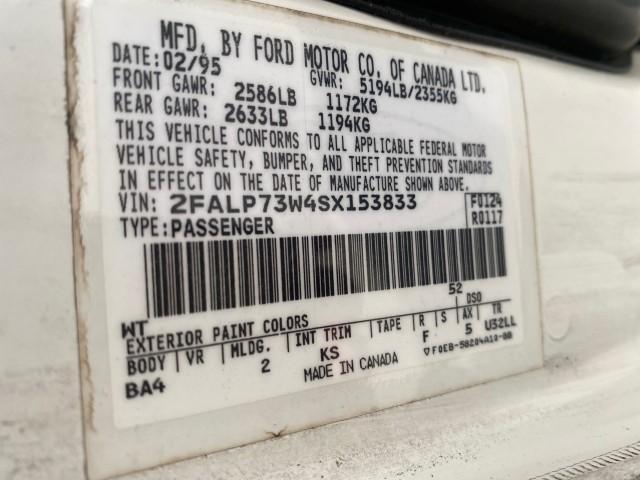 1995 White /Tan Ford Crown Victoria LOW MILES 43,331 (2FALP73W4SX) with an 4.6L 8-Cyl Engine engine, Automatic transmission, located at 4701 North Dixie Hwy, Pompano Beach, FL, 33064, (954) 422-2889, 26.240938, -80.123474 - OUR WEBPAGE FLORIDACARS1.COM HAS OVER 100 PHOTOS AND FREE CARFAX LINK 1995 Ford Crown Victoria Sedan 4 DR 4.6L V8 F SOHC 16V Gasoline Rear Wheel Drive Features Air Conditioning AM/FM Stereo Automatic Transmission Cassette Player Cloth Seats Cruise Control Power Locks Power Seat(s) Power Windows Rear- Photo#68