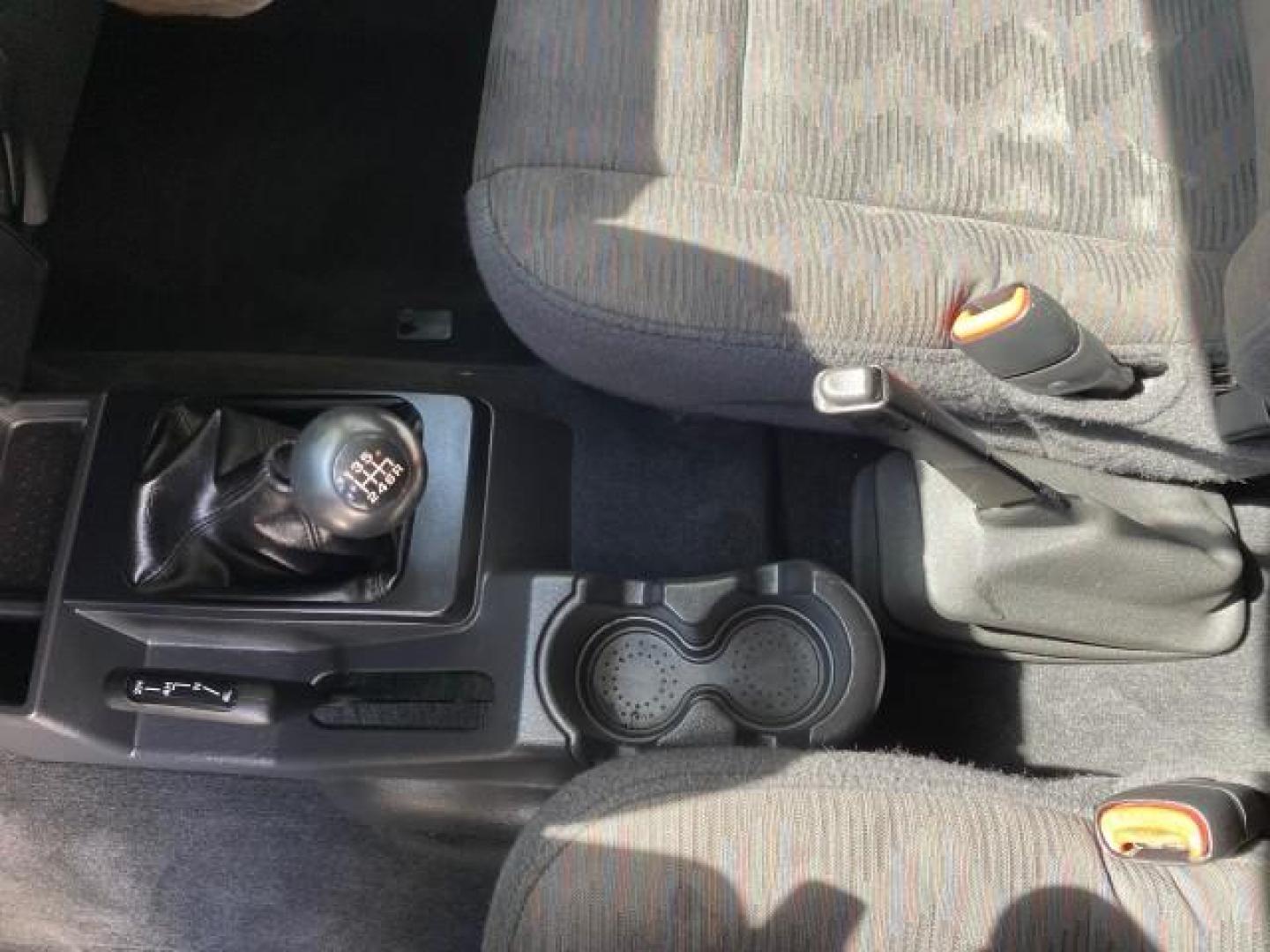 2005 Stone White /Dark Slate Gray Jeep Wrangler SE 4WD LOW MILES 29,371 1 OWNER (1J4FA29105P) with an 2.4L SMPI DOHC 16v 4-Cyl Engine engine, Manual transmission, located at 4701 North Dixie Hwy, Pompano Beach, FL, 33064, (954) 422-2889, 26.240938, -80.123474 - OUR WEBPAGE FLORIDACARS1.COM HAS OVER 100 PHOTOS AND FREE CARFAX LINK 2005 Jeep Wrangler SE 4WD 1 OWNER FACTORY ICE COLD AC 6 SPEED MANUAL Utility 2.4L I4 F Gasoline 21 MPG Rear Wheel Drive w/ 4X4 Features 4WD/AWD Air Conditioning Alloy Wheels AM/FM Stereo CD Audio Cloth Seats Manual Transmission So- Photo#62
