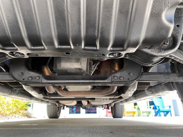 2009 Inferno Orange Metallic /Dark Cashmere/Light Cashmere Chevrolet Avalanche LT PU LOW MILES 58,696 (3GNEC22009G) with an 5.3L Vortec 1000 V8 SFI Flex-Fuel Engine engine, Automatic transmission, located at 4701 North Dixie Hwy, Pompano Beach, FL, 33064, (954) 422-2889, 26.240938, -80.123474 - OUR WEBPAGE FLORIDACARS1.COM HAS OVER 100 PHOTOS AND FREE CARFAX LINK 2009 Chevrolet Avalanche LT Sport Pickup 5.3L V8 F OHV 16V Flex Fuel 20 MPG Rear Wheel Drive Features 20 Inch Plus Wheels ABS Brakes Air Conditioning Alloy Wheels AM/FM Stereo Automatic Transmission Auxiliary Audio Input Bed Cover- Photo#20