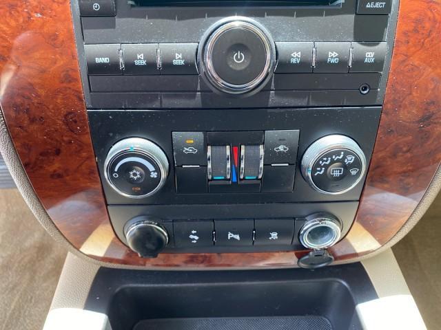 2009 Inferno Orange Metallic /Dark Cashmere/Light Cashmere Chevrolet Avalanche LT PU LOW MILES 58,696 (3GNEC22009G) with an 5.3L Vortec 1000 V8 SFI Flex-Fuel Engine engine, Automatic transmission, located at 4701 North Dixie Hwy, Pompano Beach, FL, 33064, (954) 422-2889, 26.240938, -80.123474 - OUR WEBPAGE FLORIDACARS1.COM HAS OVER 100 PHOTOS AND FREE CARFAX LINK 2009 Chevrolet Avalanche LT Sport Pickup 5.3L V8 F OHV 16V Flex Fuel 20 MPG Rear Wheel Drive Features 20 Inch Plus Wheels ABS Brakes Air Conditioning Alloy Wheels AM/FM Stereo Automatic Transmission Auxiliary Audio Input Bed Cover- Photo#60