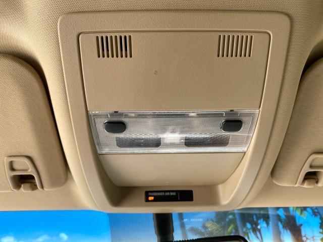 2009 Inferno Orange Metallic /Dark Cashmere/Light Cashmere Chevrolet Avalanche LT PU LOW MILES 58,696 (3GNEC22009G) with an 5.3L Vortec 1000 V8 SFI Flex-Fuel Engine engine, Automatic transmission, located at 4701 North Dixie Hwy, Pompano Beach, FL, 33064, (954) 422-2889, 26.240938, -80.123474 - OUR WEBPAGE FLORIDACARS1.COM HAS OVER 100 PHOTOS AND FREE CARFAX LINK 2009 Chevrolet Avalanche LT Sport Pickup 5.3L V8 F OHV 16V Flex Fuel 20 MPG Rear Wheel Drive Features 20 Inch Plus Wheels ABS Brakes Air Conditioning Alloy Wheels AM/FM Stereo Automatic Transmission Auxiliary Audio Input Bed Cover- Photo#68