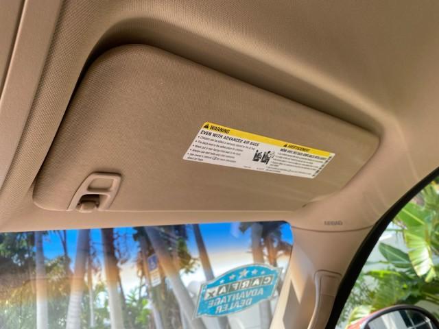 2009 Inferno Orange Metallic /Dark Cashmere/Light Cashmere Chevrolet Avalanche LT PU LOW MILES 58,696 (3GNEC22009G) with an 5.3L Vortec 1000 V8 SFI Flex-Fuel Engine engine, Automatic transmission, located at 4701 North Dixie Hwy, Pompano Beach, FL, 33064, (954) 422-2889, 26.240938, -80.123474 - OUR WEBPAGE FLORIDACARS1.COM HAS OVER 100 PHOTOS AND FREE CARFAX LINK 2009 Chevrolet Avalanche LT Sport Pickup 5.3L V8 F OHV 16V Flex Fuel 20 MPG Rear Wheel Drive Features 20 Inch Plus Wheels ABS Brakes Air Conditioning Alloy Wheels AM/FM Stereo Automatic Transmission Auxiliary Audio Input Bed Cover- Photo#71