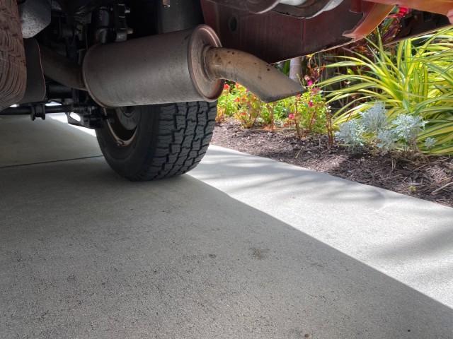 2009 Inferno Orange Metallic /Dark Cashmere/Light Cashmere Chevrolet Avalanche LT PU LOW MILES 58,696 (3GNEC22009G) with an 5.3L Vortec 1000 V8 SFI Flex-Fuel Engine engine, Automatic transmission, located at 4701 North Dixie Hwy, Pompano Beach, FL, 33064, (954) 422-2889, 26.240938, -80.123474 - OUR WEBPAGE FLORIDACARS1.COM HAS OVER 100 PHOTOS AND FREE CARFAX LINK 2009 Chevrolet Avalanche LT Sport Pickup 5.3L V8 F OHV 16V Flex Fuel 20 MPG Rear Wheel Drive Features 20 Inch Plus Wheels ABS Brakes Air Conditioning Alloy Wheels AM/FM Stereo Automatic Transmission Auxiliary Audio Input Bed Cover- Photo#98