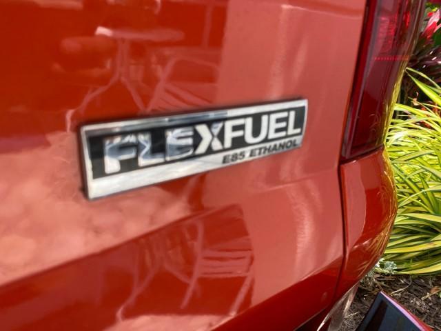 2009 Inferno Orange Metallic /Dark Cashmere/Light Cashmere Chevrolet Avalanche LT PU LOW MILES 58,696 (3GNEC22009G) with an 5.3L Vortec 1000 V8 SFI Flex-Fuel Engine engine, Automatic transmission, located at 4701 North Dixie Hwy, Pompano Beach, FL, 33064, (954) 422-2889, 26.240938, -80.123474 - OUR WEBPAGE FLORIDACARS1.COM HAS OVER 100 PHOTOS AND FREE CARFAX LINK 2009 Chevrolet Avalanche LT Sport Pickup 5.3L V8 F OHV 16V Flex Fuel 20 MPG Rear Wheel Drive Features 20 Inch Plus Wheels ABS Brakes Air Conditioning Alloy Wheels AM/FM Stereo Automatic Transmission Auxiliary Audio Input Bed Cover- Photo#99