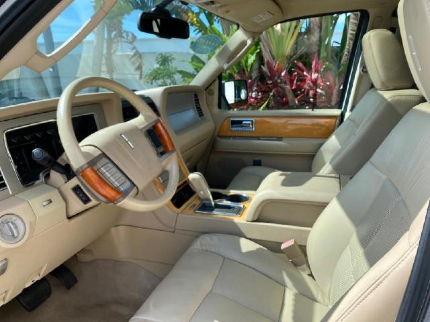 2010 White Platinum Tri-Coat Metallic /Camel Lincoln Navigator 4WD SUNROOF LOW MILES 31,209 (5LMJJ2J50AE) with an 5.4L SOHC 24-Valve V8 FFV Engine engine, Automatic transmission, located at 4701 North Dixie Hwy, Pompano Beach, FL, 33064, (954) 422-2889, 26.240938, -80.123474 - OUR WEBPAGE FLORIDACARS1.COM HAS OVER 100 PHOTOS AND FREE CARFAX LINK 2010 Lincoln Navigator 4 Door Wagon/Sport Utility 5.4L V8 F SOHC 24V Flex Fuel 18 MPG Rear Wheel Drive w/ 4X4 Features 20 Inch Plus Wheels 4WD/AWD A/C Seat(s) ABS Brakes Air Conditioning Alloy Wheels AM/FM Stereo Automatic Transmi- Photo#47