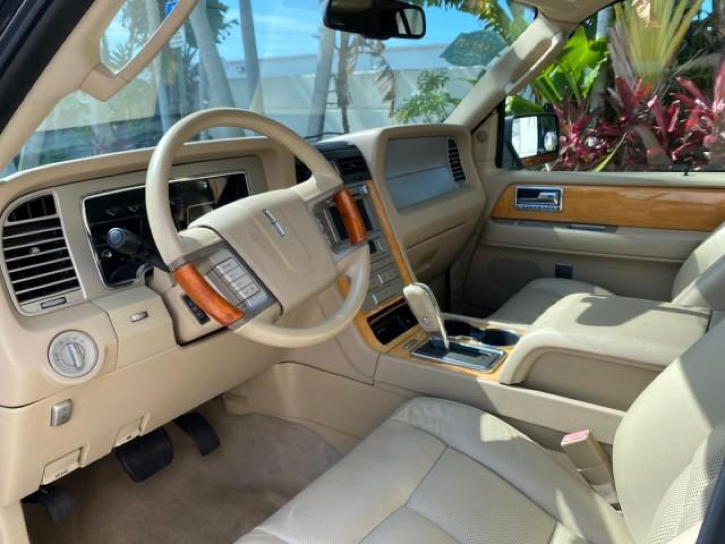 2010 White Platinum Tri-Coat Metallic /Camel Lincoln Navigator 4WD SUNROOF LOW MILES 31,209 (5LMJJ2J50AE) with an 5.4L SOHC 24-Valve V8 FFV Engine engine, Automatic transmission, located at 4701 North Dixie Hwy, Pompano Beach, FL, 33064, (954) 422-2889, 26.240938, -80.123474 - OUR WEBPAGE FLORIDACARS1.COM HAS OVER 100 PHOTOS AND FREE CARFAX LINK 2010 Lincoln Navigator 4 Door Wagon/Sport Utility 5.4L V8 F SOHC 24V Flex Fuel 18 MPG Rear Wheel Drive w/ 4X4 Features 20 Inch Plus Wheels 4WD/AWD A/C Seat(s) ABS Brakes Air Conditioning Alloy Wheels AM/FM Stereo Automatic Transmi- Photo#48