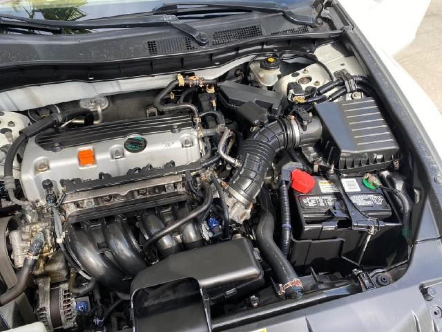 2008 Taffeta White /Ivory Honda Accord Sdn LX-P LOW MILES 49,816 1 OWNER (JHMCP26428C) with an 2.4L DOHC MPFI 16-Valve i-VTEC I4 Engine engine, Automatic transmission, located at 4701 North Dixie Hwy, Pompano Beach, FL, 33064, (954) 422-2889, 26.240938, -80.123474 - OUR WEBPAGE FLORIDACARS1.COM HAS OVER 100 PHOTOS AND FREE CARFAX LINK 2008 Honda Accord LX-P Sedan 4 DR 2.4L I4 F DOHC 16V Gasoline 31 MPG Front Wheel Drive Features ABS Brakes Air Conditioning Alloy Wheels AM/FM Stereo Automatic Transmission Auxiliary Audio Input CD Audio Cloth Seats Cruise Control- Photo#25