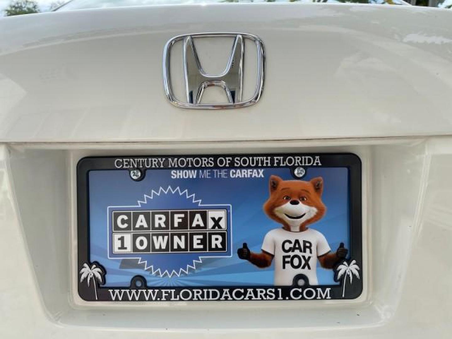 2008 Taffeta White /Ivory Honda Accord Sdn LX-P LOW MILES 49,816 1 OWNER (JHMCP26428C) with an 2.4L DOHC MPFI 16-Valve i-VTEC I4 Engine engine, Automatic transmission, located at 4701 North Dixie Hwy, Pompano Beach, FL, 33064, (954) 422-2889, 26.240938, -80.123474 - OUR WEBPAGE FLORIDACARS1.COM HAS OVER 100 PHOTOS AND FREE CARFAX LINK 2008 Honda Accord LX-P Sedan 4 DR 2.4L I4 F DOHC 16V Gasoline 31 MPG Front Wheel Drive Features ABS Brakes Air Conditioning Alloy Wheels AM/FM Stereo Automatic Transmission Auxiliary Audio Input CD Audio Cloth Seats Cruise Control- Photo#90