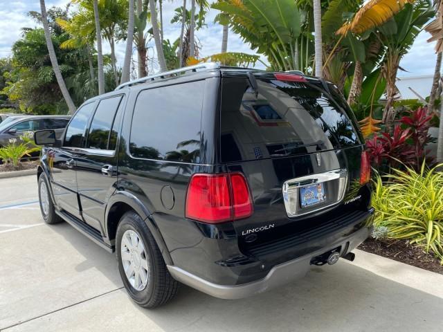 2004 Black /Light Parchment Lincoln Navigator LOW MILES 67,511 SUNROOF (5LMFU27R54L) with an 5.4L DOHC 32-Valve V8 Intech Engine engine, Automatic transmission, located at 4701 North Dixie Hwy, Pompano Beach, FL, 33064, (954) 422-2889, 26.240938, -80.123474 - OUR WEBPAGE FLORIDACARS1.COM HAS OVER 100 PHOTOS AND FREE CARFAX LINK 2004 Lincoln Navigator 4 Door Wagon/Sport Utility 5.4L V8 F DOHC Gasoline 17 MPG Rear Wheel Drive Features A/C Seat(s) ABS Brakes Air Conditioning Alloy Wheels AM/FM Stereo Automatic Transmission CD Audio Cruise Control Fold-Away- Photo#5