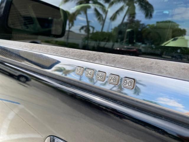 2004 Black /Light Parchment Lincoln Navigator LOW MILES 67,511 SUNROOF (5LMFU27R54L) with an 5.4L DOHC 32-Valve V8 Intech Engine engine, Automatic transmission, located at 4701 North Dixie Hwy, Pompano Beach, FL, 33064, (954) 422-2889, 26.240938, -80.123474 - OUR WEBPAGE FLORIDACARS1.COM HAS OVER 100 PHOTOS AND FREE CARFAX LINK 2004 Lincoln Navigator 4 Door Wagon/Sport Utility 5.4L V8 F DOHC Gasoline 17 MPG Rear Wheel Drive Features A/C Seat(s) ABS Brakes Air Conditioning Alloy Wheels AM/FM Stereo Automatic Transmission CD Audio Cruise Control Fold-Away- Photo#36