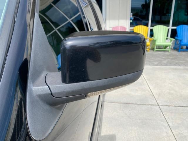 2004 Black /Light Parchment Lincoln Navigator LOW MILES 67,511 SUNROOF (5LMFU27R54L) with an 5.4L DOHC 32-Valve V8 Intech Engine engine, Automatic transmission, located at 4701 North Dixie Hwy, Pompano Beach, FL, 33064, (954) 422-2889, 26.240938, -80.123474 - OUR WEBPAGE FLORIDACARS1.COM HAS OVER 100 PHOTOS AND FREE CARFAX LINK 2004 Lincoln Navigator 4 Door Wagon/Sport Utility 5.4L V8 F DOHC Gasoline 17 MPG Rear Wheel Drive Features A/C Seat(s) ABS Brakes Air Conditioning Alloy Wheels AM/FM Stereo Automatic Transmission CD Audio Cruise Control Fold-Away- Photo#38