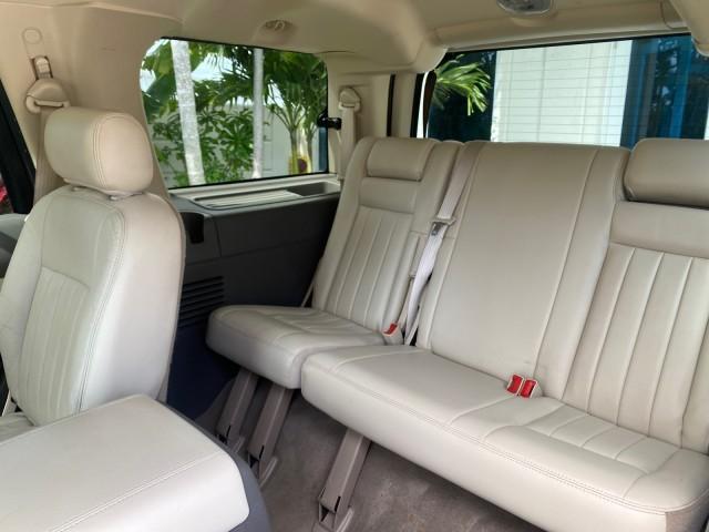 2004 Black /Light Parchment Lincoln Navigator LOW MILES 67,511 SUNROOF (5LMFU27R54L) with an 5.4L DOHC 32-Valve V8 Intech Engine engine, Automatic transmission, located at 4701 North Dixie Hwy, Pompano Beach, FL, 33064, (954) 422-2889, 26.240938, -80.123474 - OUR WEBPAGE FLORIDACARS1.COM HAS OVER 100 PHOTOS AND FREE CARFAX LINK 2004 Lincoln Navigator 4 Door Wagon/Sport Utility 5.4L V8 F DOHC Gasoline 17 MPG Rear Wheel Drive Features A/C Seat(s) ABS Brakes Air Conditioning Alloy Wheels AM/FM Stereo Automatic Transmission CD Audio Cruise Control Fold-Away- Photo#89