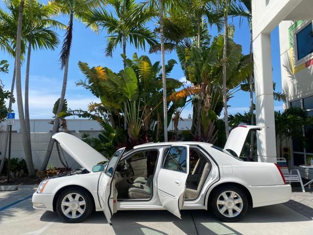 2006 Glacier White /Cashmere Cadillac DTS LOW MILES 58,287 (1G6KD57Y96U) with an 4.6L DOHC V8 Northstar Engine engine, Automatic transmission, located at 4701 North Dixie Hwy, Pompano Beach, FL, 33064, (954) 422-2889, 26.240938, -80.123474 - OUR WEBPAGE FLORIDACARS1.COM HAS OVER 100 PHOTOS AND FREE CARFAX LINK 2006 Cadillac DTS Sedan 4 DR 4.6L V8 F Gasoline 25 MPG Front Wheel Drive Features ABS Brakes Air Conditioning Alloy Wheels AM/FM Stereo Automatic Transmission Bluetooth Technology CD Audio Cruise Control Leather Seats Overhead Air- Photo#8