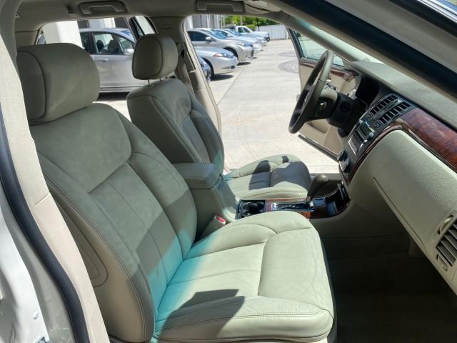 2006 Glacier White /Cashmere Cadillac DTS LOW MILES 58,287 (1G6KD57Y96U) with an 4.6L DOHC V8 Northstar Engine engine, Automatic transmission, located at 4701 North Dixie Hwy, Pompano Beach, FL, 33064, (954) 422-2889, 26.240938, -80.123474 - OUR WEBPAGE FLORIDACARS1.COM HAS OVER 100 PHOTOS AND FREE CARFAX LINK 2006 Cadillac DTS Sedan 4 DR 4.6L V8 F Gasoline 25 MPG Front Wheel Drive Features ABS Brakes Air Conditioning Alloy Wheels AM/FM Stereo Automatic Transmission Bluetooth Technology CD Audio Cruise Control Leather Seats Overhead Air- Photo#12