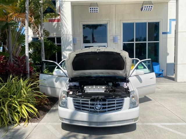 2006 Glacier White /Cashmere Cadillac DTS LOW MILES 58,287 (1G6KD57Y96U) with an 4.6L DOHC V8 Northstar Engine engine, Automatic transmission, located at 4701 North Dixie Hwy, Pompano Beach, FL, 33064, (954) 422-2889, 26.240938, -80.123474 - OUR WEBPAGE FLORIDACARS1.COM HAS OVER 100 PHOTOS AND FREE CARFAX LINK 2006 Cadillac DTS Sedan 4 DR 4.6L V8 F Gasoline 25 MPG Front Wheel Drive Features ABS Brakes Air Conditioning Alloy Wheels AM/FM Stereo Automatic Transmission Bluetooth Technology CD Audio Cruise Control Leather Seats Overhead Air- Photo#16