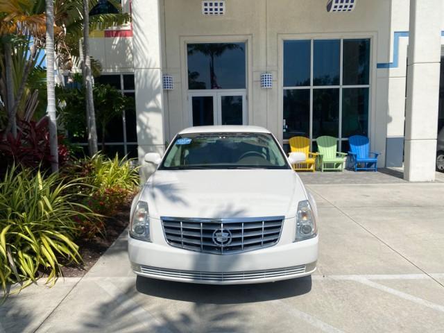 2006 Glacier White /Cashmere Cadillac DTS LOW MILES 58,287 (1G6KD57Y96U) with an 4.6L DOHC V8 Northstar Engine engine, Automatic transmission, located at 4701 North Dixie Hwy, Pompano Beach, FL, 33064, (954) 422-2889, 26.240938, -80.123474 - OUR WEBPAGE FLORIDACARS1.COM HAS OVER 100 PHOTOS AND FREE CARFAX LINK 2006 Cadillac DTS Sedan 4 DR 4.6L V8 F Gasoline 25 MPG Front Wheel Drive Features ABS Brakes Air Conditioning Alloy Wheels AM/FM Stereo Automatic Transmission Bluetooth Technology CD Audio Cruise Control Leather Seats Overhead Air- Photo#26