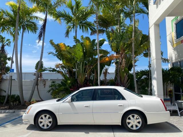 2006 Glacier White /Cashmere Cadillac DTS LOW MILES 58,287 (1G6KD57Y96U) with an 4.6L DOHC V8 Northstar Engine engine, Automatic transmission, located at 4701 North Dixie Hwy, Pompano Beach, FL, 33064, (954) 422-2889, 26.240938, -80.123474 - OUR WEBPAGE FLORIDACARS1.COM HAS OVER 100 PHOTOS AND FREE CARFAX LINK 2006 Cadillac DTS Sedan 4 DR 4.6L V8 F Gasoline 25 MPG Front Wheel Drive Features ABS Brakes Air Conditioning Alloy Wheels AM/FM Stereo Automatic Transmission Bluetooth Technology CD Audio Cruise Control Leather Seats Overhead Air- Photo#30
