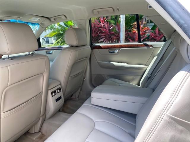 2006 Glacier White /Cashmere Cadillac DTS LOW MILES 58,287 (1G6KD57Y96U) with an 4.6L DOHC V8 Northstar Engine engine, Automatic transmission, located at 4701 North Dixie Hwy, Pompano Beach, FL, 33064, (954) 422-2889, 26.240938, -80.123474 - OUR WEBPAGE FLORIDACARS1.COM HAS OVER 100 PHOTOS AND FREE CARFAX LINK 2006 Cadillac DTS Sedan 4 DR 4.6L V8 F Gasoline 25 MPG Front Wheel Drive Features ABS Brakes Air Conditioning Alloy Wheels AM/FM Stereo Automatic Transmission Bluetooth Technology CD Audio Cruise Control Leather Seats Overhead Air- Photo#77