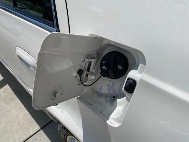 2006 Glacier White /Cashmere Cadillac DTS LOW MILES 58,287 (1G6KD57Y96U) with an 4.6L DOHC V8 Northstar Engine engine, Automatic transmission, located at 4701 North Dixie Hwy, Pompano Beach, FL, 33064, (954) 422-2889, 26.240938, -80.123474 - OUR WEBPAGE FLORIDACARS1.COM HAS OVER 100 PHOTOS AND FREE CARFAX LINK 2006 Cadillac DTS Sedan 4 DR 4.6L V8 F Gasoline 25 MPG Front Wheel Drive Features ABS Brakes Air Conditioning Alloy Wheels AM/FM Stereo Automatic Transmission Bluetooth Technology CD Audio Cruise Control Leather Seats Overhead Air- Photo#84