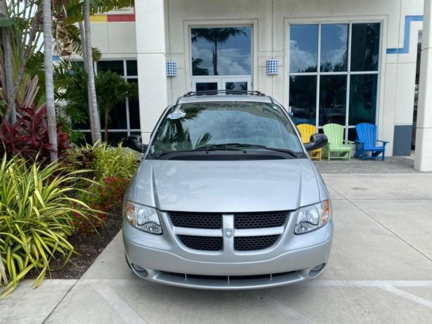 2003 Bright Silver Metallic /Taupe Dodge Caravan Sport LOW MILES 45,416 1 OWNER (2D4GP44L83R) with an 3.8L SMPI V6 Engine engine, Automatic transmission, located at 4701 North Dixie Hwy, Pompano Beach, FL, 33064, (954) 422-2889, 26.240938, -80.123474 - OUR WEBPAGE FLORIDACARS1.COM HAS OVER 100 PHOTOS AND FREE CARFAX LINK 2003 Dodge Grand Caravan Sport 1 OWNER Van 3.8L V6 F OHV 12V Gasoline 25 MPG Front Wheel Drive Features ABS Brakes Air Conditioning Alloy Wheels AM/FM Stereo Automatic Transmission Cassette Player CD Audio Cloth Seats Cruise Contr- Photo#26