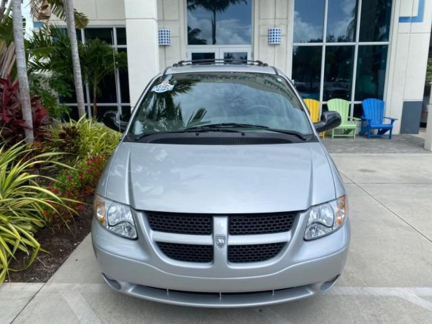 2003 Bright Silver Metallic /Taupe Dodge Caravan Sport LOW MILES 45,416 1 OWNER (2D4GP44L83R) with an 3.8L SMPI V6 Engine engine, Automatic transmission, located at 4701 North Dixie Hwy, Pompano Beach, FL, 33064, (954) 422-2889, 26.240938, -80.123474 - OUR WEBPAGE FLORIDACARS1.COM HAS OVER 100 PHOTOS AND FREE CARFAX LINK 2003 Dodge Grand Caravan Sport 1 OWNER Van 3.8L V6 F OHV 12V Gasoline 25 MPG Front Wheel Drive Features ABS Brakes Air Conditioning Alloy Wheels AM/FM Stereo Automatic Transmission Cassette Player CD Audio Cloth Seats Cruise Contr- Photo#27