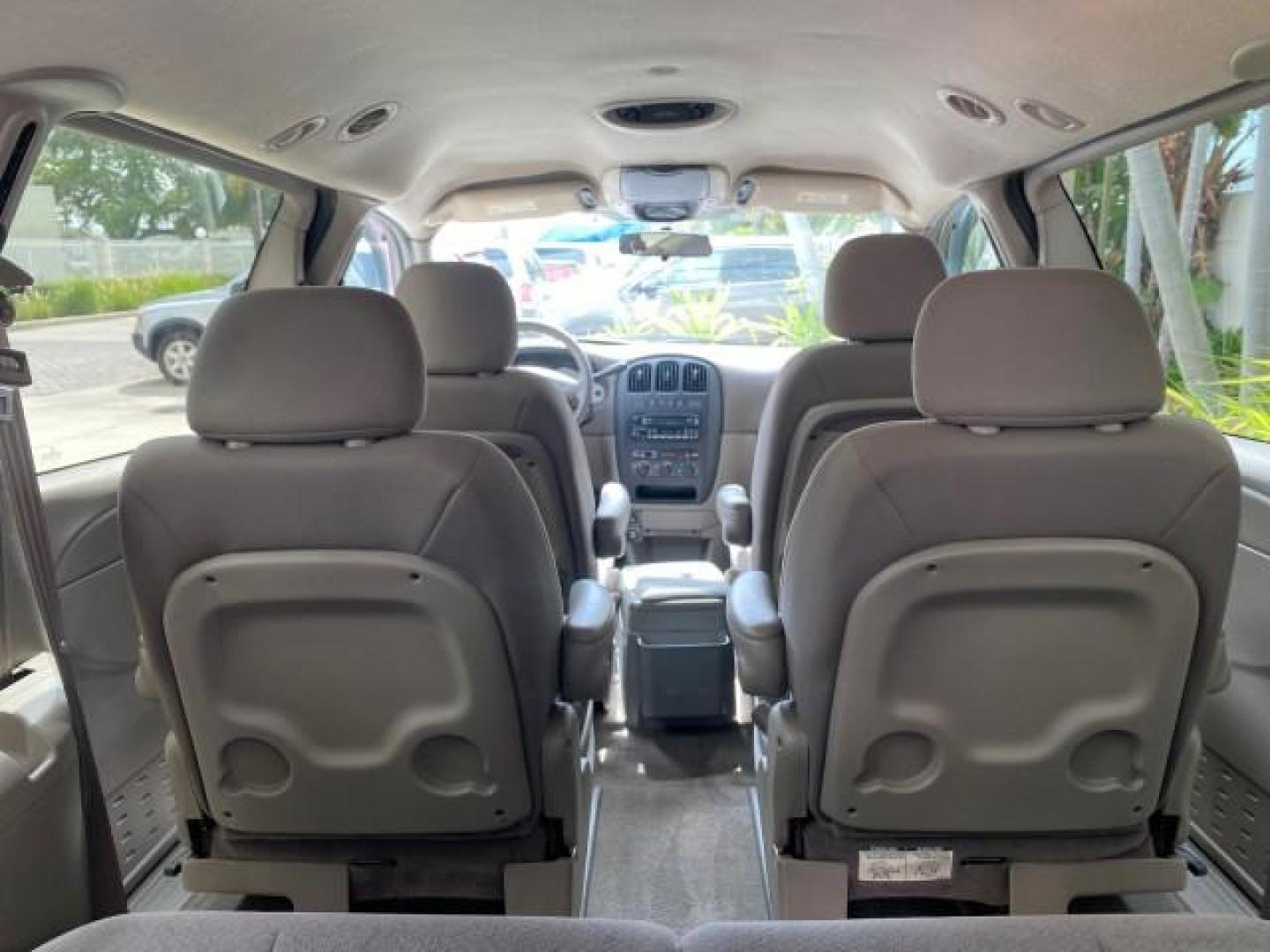 2003 Bright Silver Metallic /Taupe Dodge Caravan Sport LOW MILES 45,416 1 OWNER (2D4GP44L83R) with an 3.8L SMPI V6 Engine engine, Automatic transmission, located at 4701 North Dixie Hwy, Pompano Beach, FL, 33064, (954) 422-2889, 26.240938, -80.123474 - OUR WEBPAGE FLORIDACARS1.COM HAS OVER 100 PHOTOS AND FREE CARFAX LINK 2003 Dodge Grand Caravan Sport 1 OWNER Van 3.8L V6 F OHV 12V Gasoline 25 MPG Front Wheel Drive Features ABS Brakes Air Conditioning Alloy Wheels AM/FM Stereo Automatic Transmission Cassette Player CD Audio Cloth Seats Cruise Contr- Photo#96