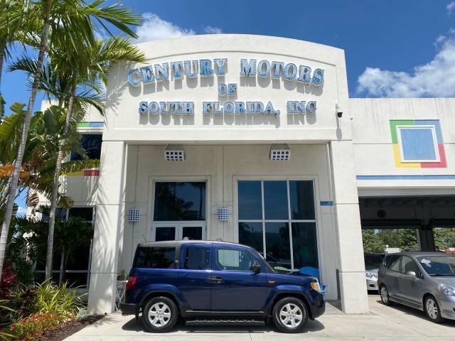 2010 Royal Blue Pearl /Gray Honda Element EX 1 OWNER LOW MILES 87,959 (5J6YH1H78AL) with an 2.4L DOHC MPFI 16-Valve i-VTEC I4 Engine engine, Automatic transmission, located at 4701 North Dixie Hwy, Pompano Beach, FL, 33064, (954) 422-2889, 26.240938, -80.123474 - OUR WEBPAGE FLORIDACARS1.COM HAS OVER 100 PHOTOS AND FREE CARFAX LINK 2010 Honda Element EX 1 OWNER 4 Door Wagon/Sport Utility 2.4L I4 F DOHC 16V Gasoline 25 MPG Front Wheel Drive Features ABS Brakes Air Conditioning Alloy Wheels AM/FM Stereo Automatic Transmission Auxiliary Audio Input CD Audio Clo- Photo#0