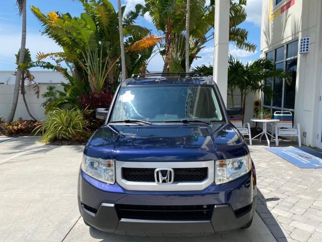 2010 Royal Blue Pearl /Gray Honda Element EX 1 OWNER LOW MILES 87,959 (5J6YH1H78AL) with an 2.4L DOHC MPFI 16-Valve i-VTEC I4 Engine engine, Automatic transmission, located at 4701 North Dixie Hwy, Pompano Beach, FL, 33064, (954) 422-2889, 26.240938, -80.123474 - OUR WEBPAGE FLORIDACARS1.COM HAS OVER 100 PHOTOS AND FREE CARFAX LINK 2010 Honda Element EX 1 OWNER 4 Door Wagon/Sport Utility 2.4L I4 F DOHC 16V Gasoline 25 MPG Front Wheel Drive Features ABS Brakes Air Conditioning Alloy Wheels AM/FM Stereo Automatic Transmission Auxiliary Audio Input CD Audio Clo- Photo#2