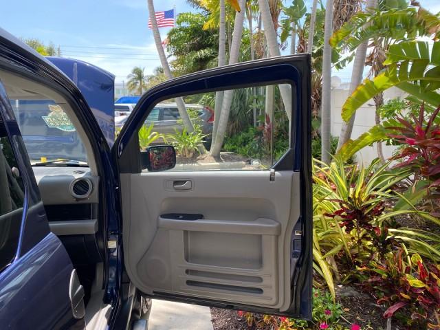 2010 Royal Blue Pearl /Gray Honda Element EX 1 OWNER LOW MILES 87,959 (5J6YH1H78AL) with an 2.4L DOHC MPFI 16-Valve i-VTEC I4 Engine engine, Automatic transmission, located at 4701 North Dixie Hwy, Pompano Beach, FL, 33064, (954) 422-2889, 26.240938, -80.123474 - OUR WEBPAGE FLORIDACARS1.COM HAS OVER 100 PHOTOS AND FREE CARFAX LINK 2010 Honda Element EX 1 OWNER 4 Door Wagon/Sport Utility 2.4L I4 F DOHC 16V Gasoline 25 MPG Front Wheel Drive Features ABS Brakes Air Conditioning Alloy Wheels AM/FM Stereo Automatic Transmission Auxiliary Audio Input CD Audio Clo- Photo#11
