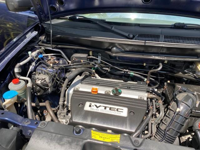 2010 Royal Blue Pearl /Gray Honda Element EX 1 OWNER LOW MILES 87,959 (5J6YH1H78AL) with an 2.4L DOHC MPFI 16-Valve i-VTEC I4 Engine engine, Automatic transmission, located at 4701 North Dixie Hwy, Pompano Beach, FL, 33064, (954) 422-2889, 26.240938, -80.123474 - OUR WEBPAGE FLORIDACARS1.COM HAS OVER 100 PHOTOS AND FREE CARFAX LINK 2010 Honda Element EX 1 OWNER 4 Door Wagon/Sport Utility 2.4L I4 F DOHC 16V Gasoline 25 MPG Front Wheel Drive Features ABS Brakes Air Conditioning Alloy Wheels AM/FM Stereo Automatic Transmission Auxiliary Audio Input CD Audio Clo- Photo#24