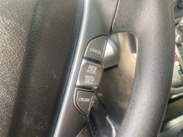 2010 Royal Blue Pearl /Gray Honda Element EX 1 OWNER LOW MILES 87,959 (5J6YH1H78AL) with an 2.4L DOHC MPFI 16-Valve i-VTEC I4 Engine engine, Automatic transmission, located at 4701 North Dixie Hwy, Pompano Beach, FL, 33064, (954) 422-2889, 26.240938, -80.123474 - OUR WEBPAGE FLORIDACARS1.COM HAS OVER 100 PHOTOS AND FREE CARFAX LINK 2010 Honda Element EX 1 OWNER 4 Door Wagon/Sport Utility 2.4L I4 F DOHC 16V Gasoline 25 MPG Front Wheel Drive Features ABS Brakes Air Conditioning Alloy Wheels AM/FM Stereo Automatic Transmission Auxiliary Audio Input CD Audio Clo- Photo#50