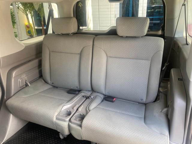 2010 Royal Blue Pearl /Gray Honda Element EX 1 OWNER LOW MILES 87,959 (5J6YH1H78AL) with an 2.4L DOHC MPFI 16-Valve i-VTEC I4 Engine engine, Automatic transmission, located at 4701 North Dixie Hwy, Pompano Beach, FL, 33064, (954) 422-2889, 26.240938, -80.123474 - OUR WEBPAGE FLORIDACARS1.COM HAS OVER 100 PHOTOS AND FREE CARFAX LINK 2010 Honda Element EX 1 OWNER 4 Door Wagon/Sport Utility 2.4L I4 F DOHC 16V Gasoline 25 MPG Front Wheel Drive Features ABS Brakes Air Conditioning Alloy Wheels AM/FM Stereo Automatic Transmission Auxiliary Audio Input CD Audio Clo- Photo#74