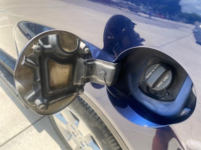 2010 Royal Blue Pearl /Gray Honda Element EX 1 OWNER LOW MILES 87,959 (5J6YH1H78AL) with an 2.4L DOHC MPFI 16-Valve i-VTEC I4 Engine engine, Automatic transmission, located at 4701 North Dixie Hwy, Pompano Beach, FL, 33064, (954) 422-2889, 26.240938, -80.123474 - OUR WEBPAGE FLORIDACARS1.COM HAS OVER 100 PHOTOS AND FREE CARFAX LINK 2010 Honda Element EX 1 OWNER 4 Door Wagon/Sport Utility 2.4L I4 F DOHC 16V Gasoline 25 MPG Front Wheel Drive Features ABS Brakes Air Conditioning Alloy Wheels AM/FM Stereo Automatic Transmission Auxiliary Audio Input CD Audio Clo- Photo#83