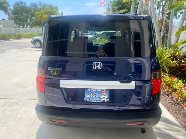 2010 Royal Blue Pearl /Gray Honda Element EX 1 OWNER LOW MILES 87,959 (5J6YH1H78AL) with an 2.4L DOHC MPFI 16-Valve i-VTEC I4 Engine engine, Automatic transmission, located at 4701 North Dixie Hwy, Pompano Beach, FL, 33064, (954) 422-2889, 26.240938, -80.123474 - OUR WEBPAGE FLORIDACARS1.COM HAS OVER 100 PHOTOS AND FREE CARFAX LINK 2010 Honda Element EX 1 OWNER 4 Door Wagon/Sport Utility 2.4L I4 F DOHC 16V Gasoline 25 MPG Front Wheel Drive Features ABS Brakes Air Conditioning Alloy Wheels AM/FM Stereo Automatic Transmission Auxiliary Audio Input CD Audio Clo- Photo#85