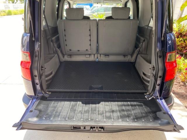 2010 Royal Blue Pearl /Gray Honda Element EX 1 OWNER LOW MILES 87,959 (5J6YH1H78AL) with an 2.4L DOHC MPFI 16-Valve i-VTEC I4 Engine engine, Automatic transmission, located at 4701 North Dixie Hwy, Pompano Beach, FL, 33064, (954) 422-2889, 26.240938, -80.123474 - OUR WEBPAGE FLORIDACARS1.COM HAS OVER 100 PHOTOS AND FREE CARFAX LINK 2010 Honda Element EX 1 OWNER 4 Door Wagon/Sport Utility 2.4L I4 F DOHC 16V Gasoline 25 MPG Front Wheel Drive Features ABS Brakes Air Conditioning Alloy Wheels AM/FM Stereo Automatic Transmission Auxiliary Audio Input CD Audio Clo- Photo#89