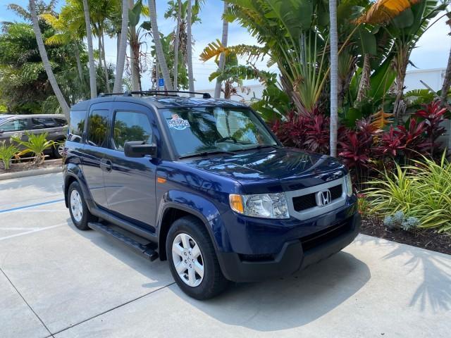 2010 Royal Blue Pearl /Gray Honda Element EX 1 OWNER LOW MILES 87,959 (5J6YH1H78AL) with an 2.4L DOHC MPFI 16-Valve i-VTEC I4 Engine engine, Automatic transmission, located at 4701 North Dixie Hwy, Pompano Beach, FL, 33064, (954) 422-2889, 26.240938, -80.123474 - OUR WEBPAGE FLORIDACARS1.COM HAS OVER 100 PHOTOS AND FREE CARFAX LINK 2010 Honda Element EX 1 OWNER 4 Door Wagon/Sport Utility 2.4L I4 F DOHC 16V Gasoline 25 MPG Front Wheel Drive Features ABS Brakes Air Conditioning Alloy Wheels AM/FM Stereo Automatic Transmission Auxiliary Audio Input CD Audio Clo- Photo#99