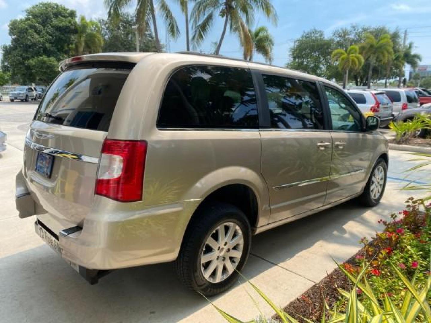 2016 Cashmere/Sandstone Pearlcoat /Dk Frost Beige/Med Beige Chrysler Town and Country REAR DOOR, HANDICAP RAMP LOW MILES 58,632 (2C4RC1BG4GR) with an 3.6L V6 Cylinder Engine engine, Automatic transmission, located at 4701 North Dixie Hwy, Pompano Beach, FL, 33064, (954) 422-2889, 26.240938, -80.123474 - OUR WEBPAGE FLORIDACARS1.COM HAS OVER 100 PHOTOS AND FREE CARFAX LINK 2016 Chrysler Town AND Country Touring Van 3.6L V6 F DOHC 24V Gasoline 25 MPG Front Wheel Drive Features ABS Brakes Air Conditioning Alloy Wheels AM/FM Stereo Automatic Transmission Auxiliary Audio Input Bluetooth Technology CD Au- Photo#7