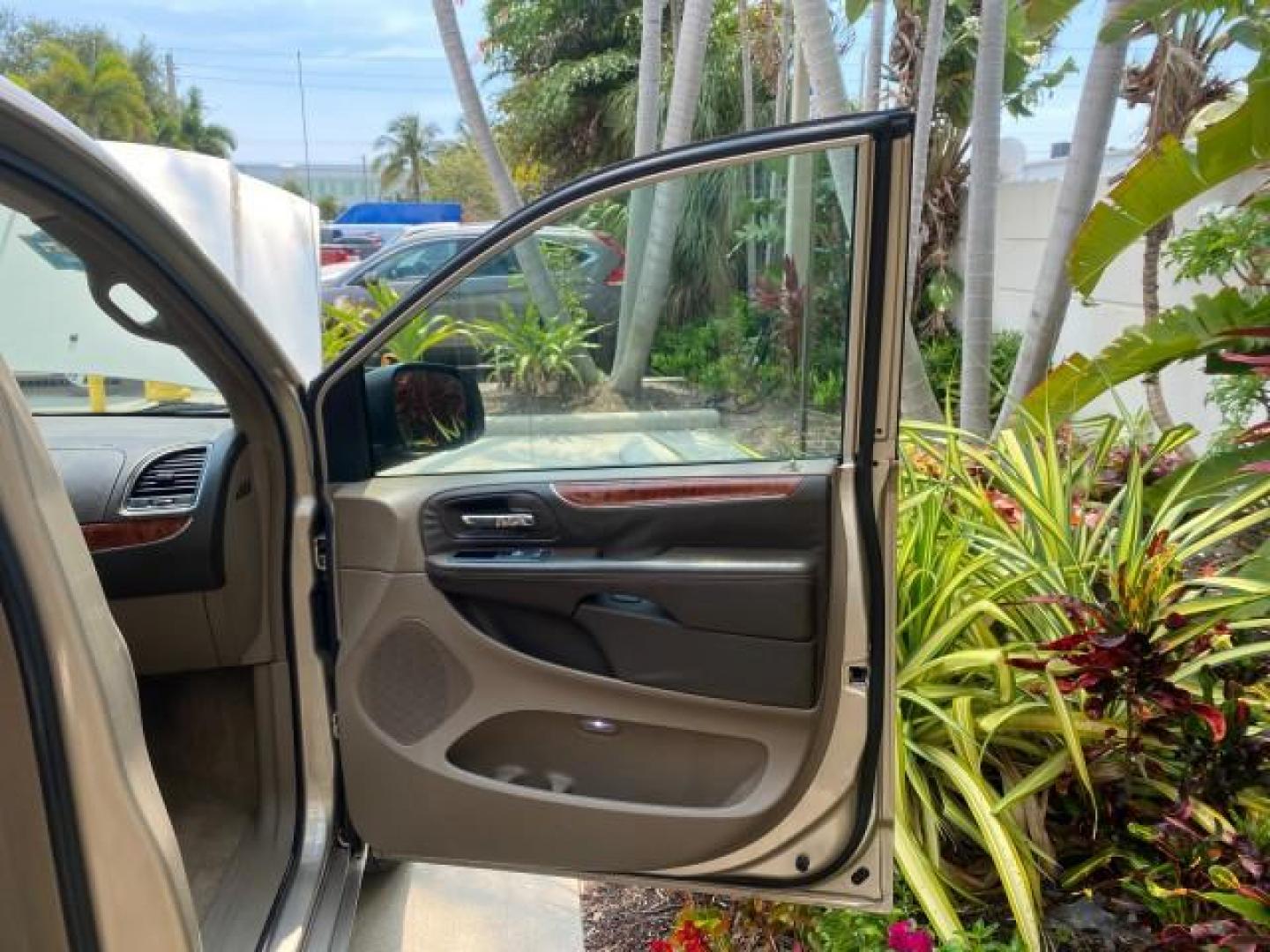 2016 Cashmere/Sandstone Pearlcoat /Dk Frost Beige/Med Beige Chrysler Town and Country REAR DOOR, HANDICAP RAMP LOW MILES 58,632 (2C4RC1BG4GR) with an 3.6L V6 Cylinder Engine engine, Automatic transmission, located at 4701 North Dixie Hwy, Pompano Beach, FL, 33064, (954) 422-2889, 26.240938, -80.123474 - OUR WEBPAGE FLORIDACARS1.COM HAS OVER 100 PHOTOS AND FREE CARFAX LINK 2016 Chrysler Town AND Country Touring Van 3.6L V6 F DOHC 24V Gasoline 25 MPG Front Wheel Drive Features ABS Brakes Air Conditioning Alloy Wheels AM/FM Stereo Automatic Transmission Auxiliary Audio Input Bluetooth Technology CD Au- Photo#11