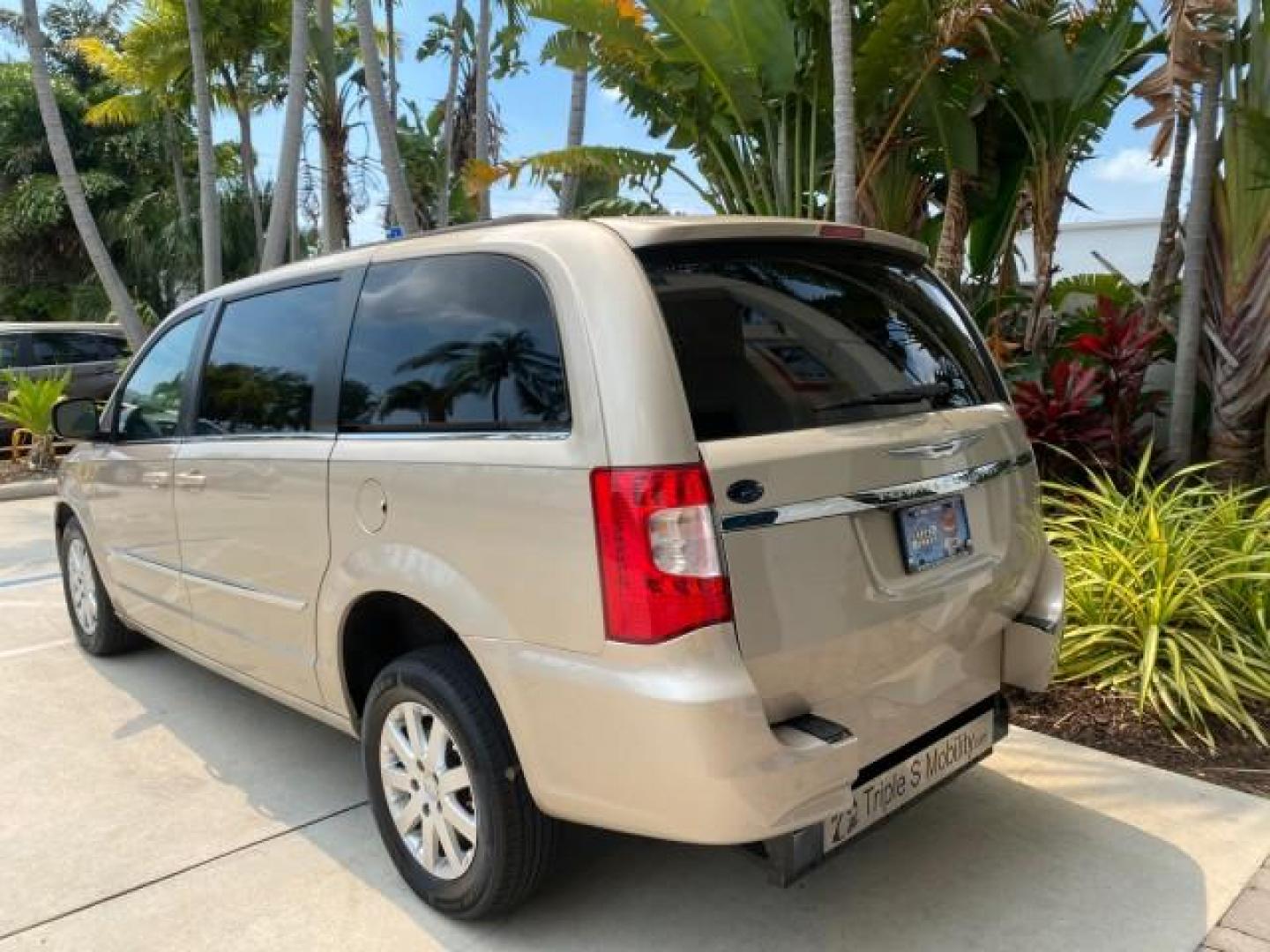 2016 Cashmere/Sandstone Pearlcoat /Dk Frost Beige/Med Beige Chrysler Town and Country REAR DOOR, HANDICAP RAMP LOW MILES 58,632 (2C4RC1BG4GR) with an 3.6L V6 Cylinder Engine engine, Automatic transmission, located at 4701 North Dixie Hwy, Pompano Beach, FL, 33064, (954) 422-2889, 26.240938, -80.123474 - OUR WEBPAGE FLORIDACARS1.COM HAS OVER 100 PHOTOS AND FREE CARFAX LINK 2016 Chrysler Town AND Country Touring Van 3.6L V6 F DOHC 24V Gasoline 25 MPG Front Wheel Drive Features ABS Brakes Air Conditioning Alloy Wheels AM/FM Stereo Automatic Transmission Auxiliary Audio Input Bluetooth Technology CD Au- Photo#32