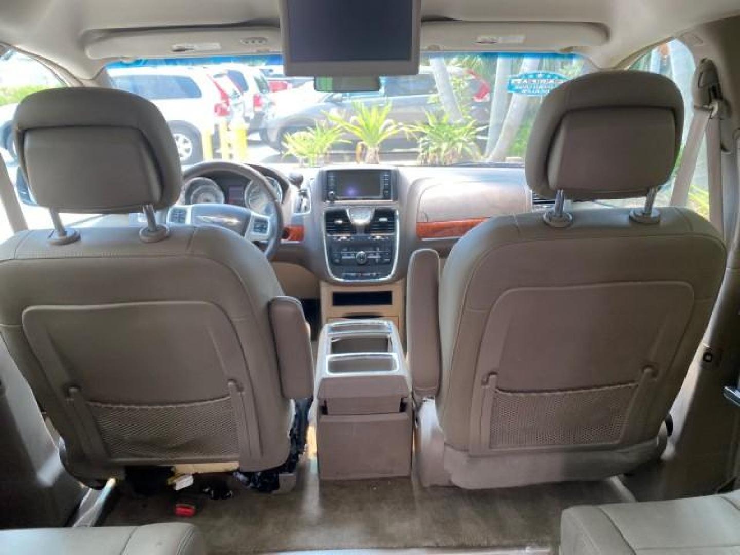 2016 Cashmere/Sandstone Pearlcoat /Dk Frost Beige/Med Beige Chrysler Town and Country REAR DOOR, HANDICAP RAMP LOW MILES 58,632 (2C4RC1BG4GR) with an 3.6L V6 Cylinder Engine engine, Automatic transmission, located at 4701 North Dixie Hwy, Pompano Beach, FL, 33064, (954) 422-2889, 26.240938, -80.123474 - OUR WEBPAGE FLORIDACARS1.COM HAS OVER 100 PHOTOS AND FREE CARFAX LINK 2016 Chrysler Town AND Country Touring Van 3.6L V6 F DOHC 24V Gasoline 25 MPG Front Wheel Drive Features ABS Brakes Air Conditioning Alloy Wheels AM/FM Stereo Automatic Transmission Auxiliary Audio Input Bluetooth Technology CD Au- Photo#98