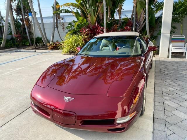 2003 50th Anniversary Red /Light Oak Chevrolet Corvette 50TH CONVERTIBLE LOW MILES 6,742 (1G1YY32G735) with an 5.7L Ls1 V8 SFI Engine engine, Automatic transmission, located at 4701 North Dixie Hwy, Pompano Beach, FL, 33064, (954) 422-2889, 26.240938, -80.123474 - OUR WEBPAGE FLORIDACARS1.COM HAS OVER 100 PHOTOS AND FREE CARFAX LINK 2003 Chevrolet Corvette 50th Anniversary Convertible 5.7L V8 F OHV Gasoline 25 MPG Rear Wheel Drive Features ABS Brakes Air Conditioning Alloy Wheels AM/FM Stereo Automatic Transmission BOSE Sound System CD Audio Cruise Control He- Photo#3