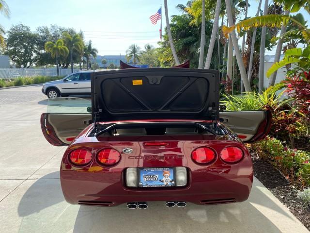 2003 50th Anniversary Red /Light Oak Chevrolet Corvette 50TH CONVERTIBLE LOW MILES 6,742 (1G1YY32G735) with an 5.7L Ls1 V8 SFI Engine engine, Automatic transmission, located at 4701 North Dixie Hwy, Pompano Beach, FL, 33064, (954) 422-2889, 26.240938, -80.123474 - OUR WEBPAGE FLORIDACARS1.COM HAS OVER 100 PHOTOS AND FREE CARFAX LINK 2003 Chevrolet Corvette 50th Anniversary Convertible 5.7L V8 F OHV Gasoline 25 MPG Rear Wheel Drive Features ABS Brakes Air Conditioning Alloy Wheels AM/FM Stereo Automatic Transmission BOSE Sound System CD Audio Cruise Control He- Photo#15