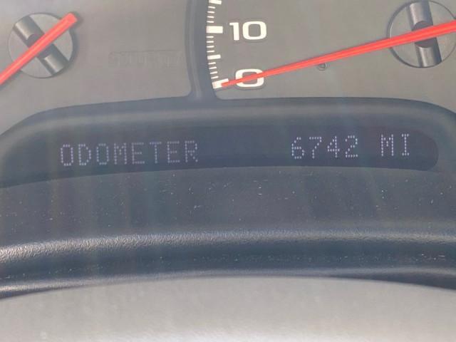 2003 50th Anniversary Red /Light Oak Chevrolet Corvette 50TH CONVERTIBLE LOW MILES 6,742 (1G1YY32G735) with an 5.7L Ls1 V8 SFI Engine engine, Automatic transmission, located at 4701 North Dixie Hwy, Pompano Beach, FL, 33064, (954) 422-2889, 26.240938, -80.123474 - OUR WEBPAGE FLORIDACARS1.COM HAS OVER 100 PHOTOS AND FREE CARFAX LINK 2003 Chevrolet Corvette 50th Anniversary Convertible 5.7L V8 F OHV Gasoline 25 MPG Rear Wheel Drive Features ABS Brakes Air Conditioning Alloy Wheels AM/FM Stereo Automatic Transmission BOSE Sound System CD Audio Cruise Control He- Photo#18